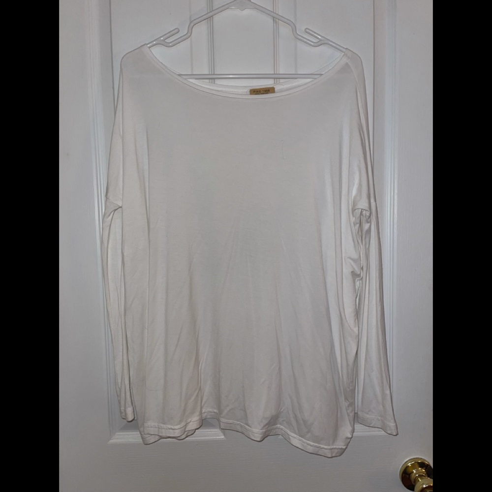 White long sleeve piko